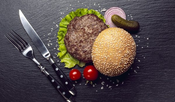 پروبیوکا: معرفی اولین همبرگر مایکوپروتئین ایرانی 1 پروبیوکا اولین همبرگر مایکوپروتئین تولید شده در ایران توسط استارتاپ میشن میل